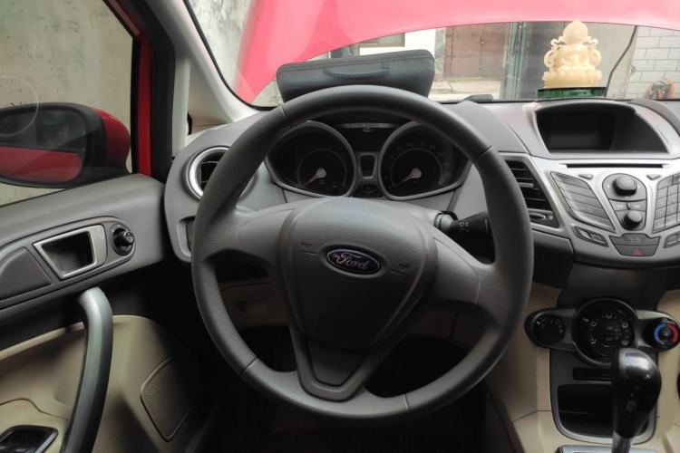 Used Ford Fiesta 2011 Sedan 1.5L Automatic Fashion Edition Steering Wheel