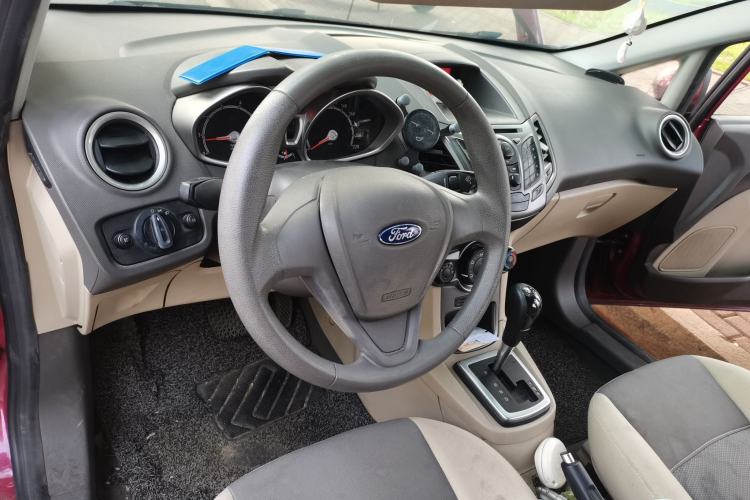 Used Ford Fiesta 2011 Hatchback 1.5L Automatic Fashion Edition Steering Wheel