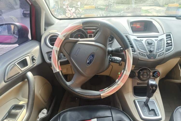 Used Ford Fiesta 2011 Hatchback 1.5L Automatic Sport Model Steering Wheel