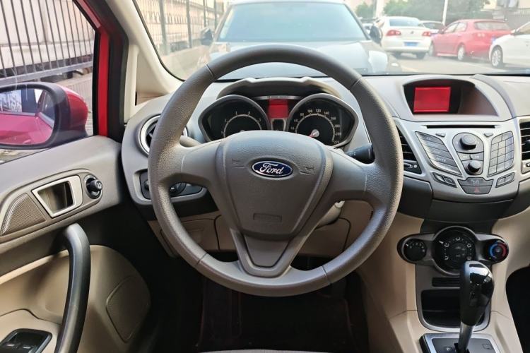 Used Ford Fiesta 2011 Hatchback 1.5L Automatic Fashion Edition Steering Wheel