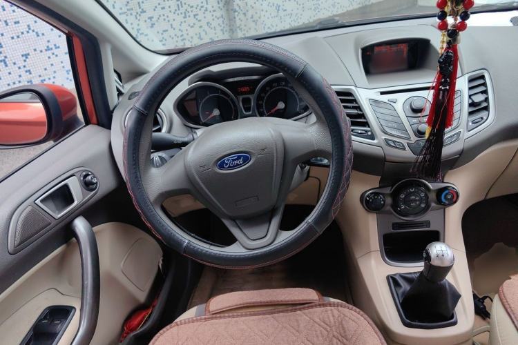 Used Ford Fiesta 2011 Hatchback 1.5L Manual Fashion Edition Steering Wheel