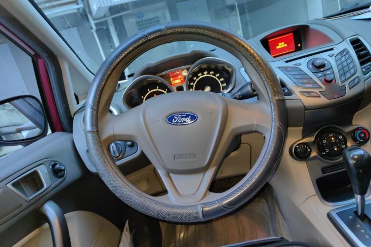 Used Ford Fiesta 2011 Hatchback 1.5L Automatic Fashion Edition Steering Wheel
