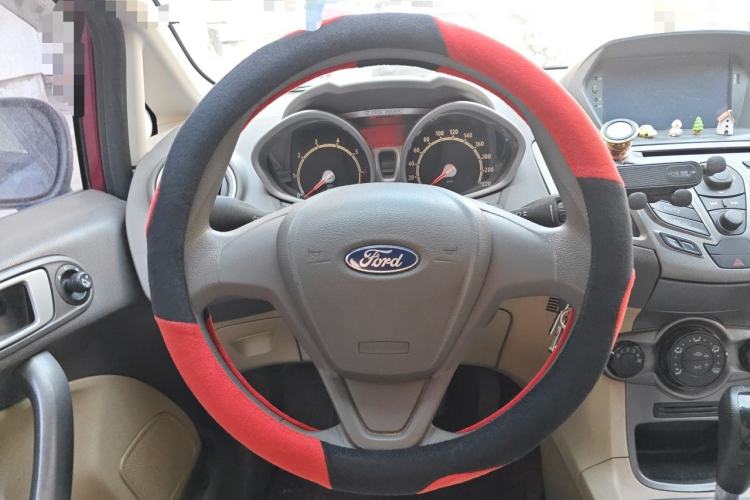 Used Ford Fiesta 2011 Hatchback 1.5L Automatic Fashion Edition Steering Wheel