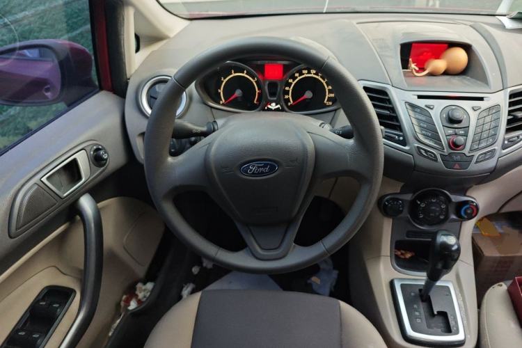 Used Ford Fiesta 2011 Hatchback 1.5L Automatic Fashion Edition Steering Wheel