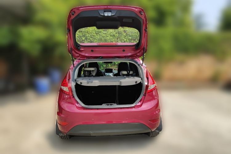 Used Ford Fiesta 2011 Hatchback 1.5L Automatic Fashion Edition Trunk