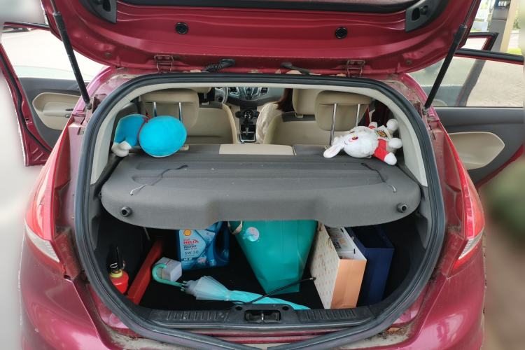 Used Ford Fiesta 2011 Hatchback 1.5L Automatic Fashion Edition Trunk