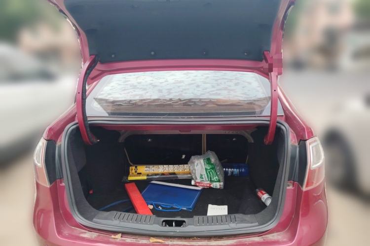 Used Ford Fiesta 2011 Sedan 1.5L Manual Fashion Edition Trunk
