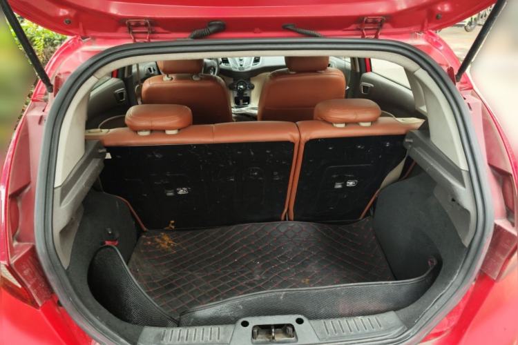 Used Ford Fiesta 2011 Hatchback 1.5L Automatic Fashion Edition Trunk