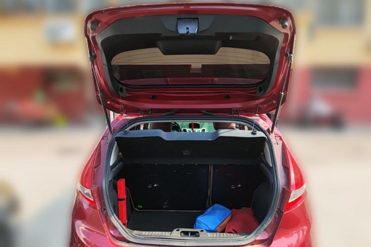 Used Ford Fiesta 2011 Hatchback 1.5L Manual Fashion Edition Trunk