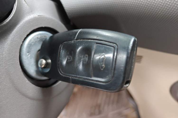 Used Ford Fiesta 2011 Hatchback 1.5L Automatic Fashion Edition Vehicle Key