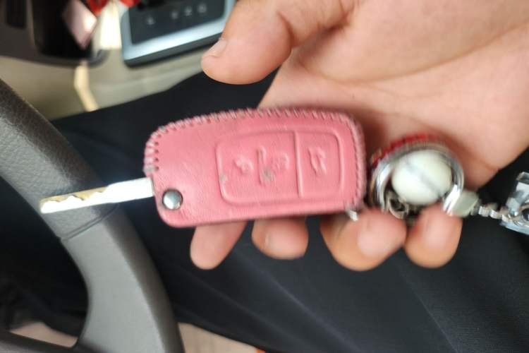 Used Ford Fiesta 2011 Hatchback 1.5L Automatic Fashion Edition Vehicle Key