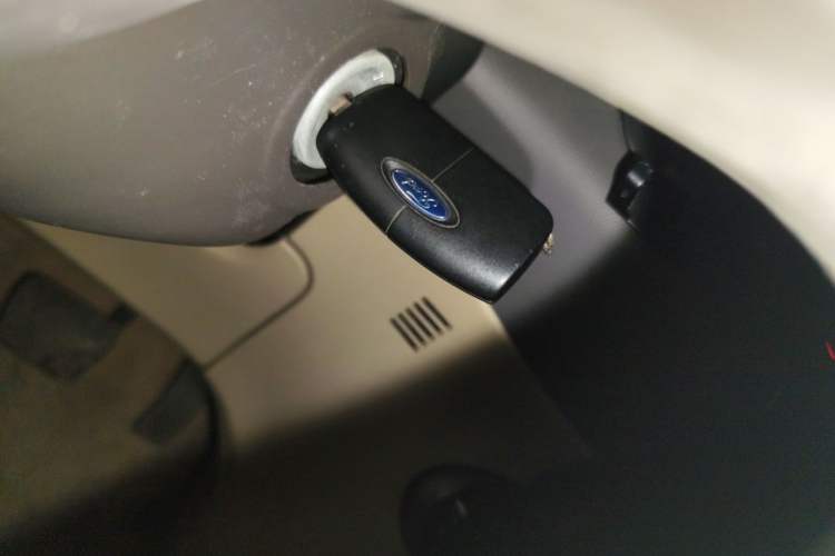 Used Ford Fiesta 2011 Hatchback 1.5L Automatic Fashion Edition Vehicle Key