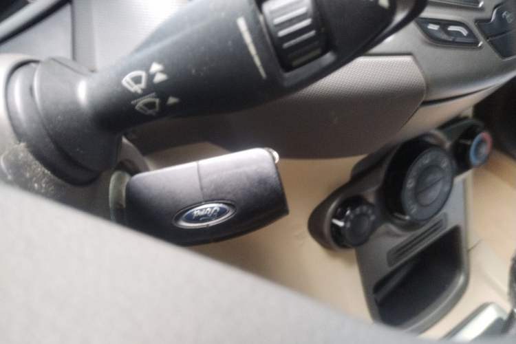 Used Ford Fiesta 2011 Hatchback 1.5L Automatic Fashion Edition Vehicle Key
