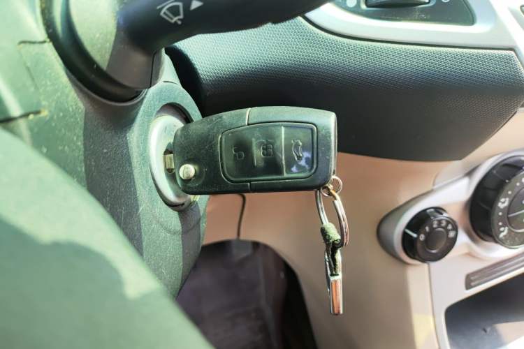 Used Ford Fiesta 2011 Hatchback 1.5L Manual Fashion Edition Vehicle Key