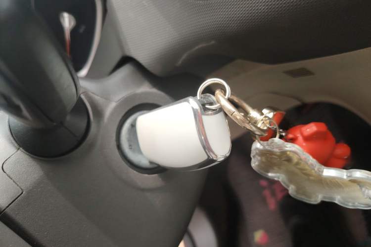 Used Ford Fiesta 2011 Hatchback 1.5L Automatic Fashion Edition Vehicle Key