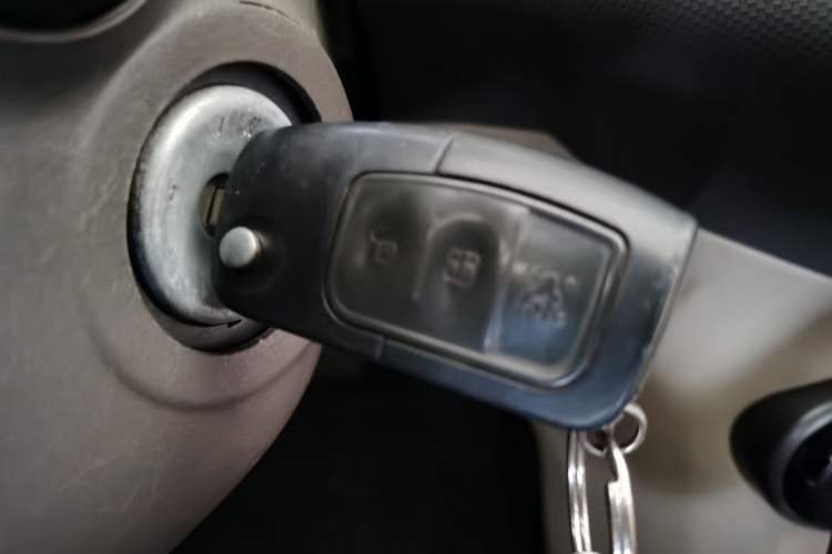 Used Ford Fiesta 2011 Hatchback 1.5L Automatic Fashion Edition Vehicle Key