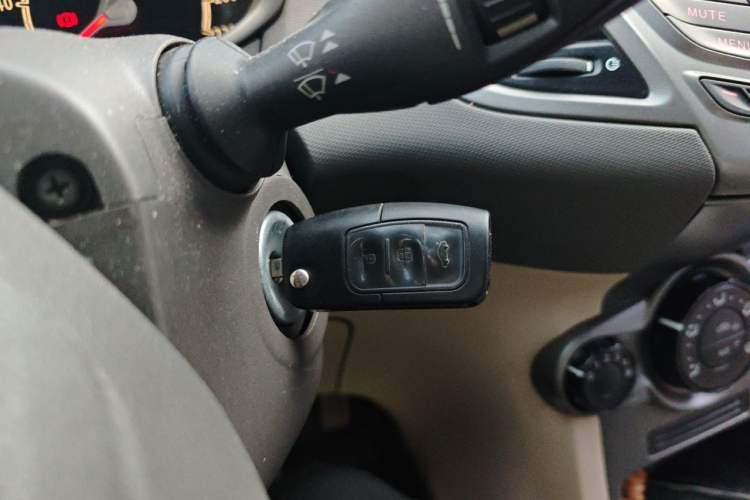 Used Ford Fiesta 2011 Hatchback 1.5L Automatic Fashion Edition Vehicle Key