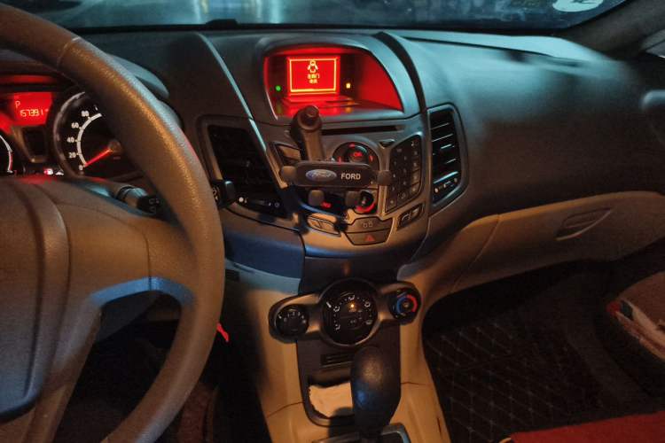 Used Ford Fiesta 2011 Sedan 1.5L Automatic Fashion Edition Audio And AC Panel