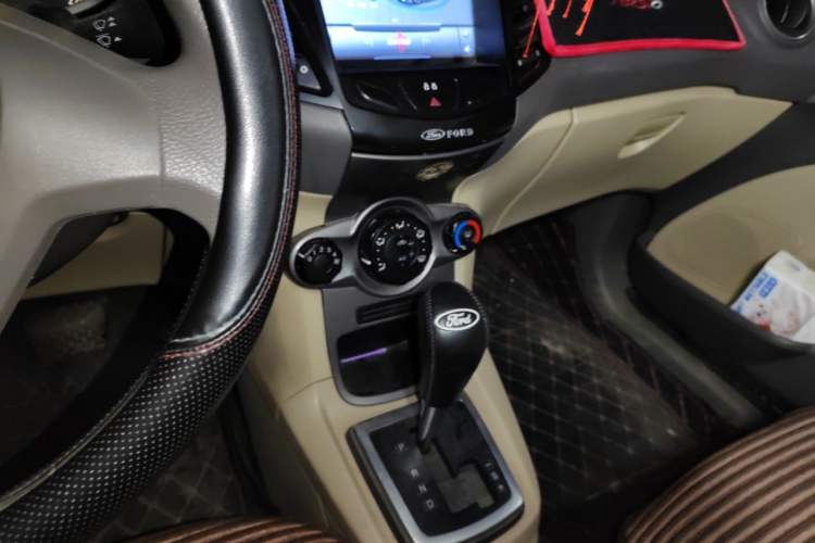 Used Ford Fiesta 2011 Sedan 1.5L Automatic Fashion Edition Audio And AC Panel