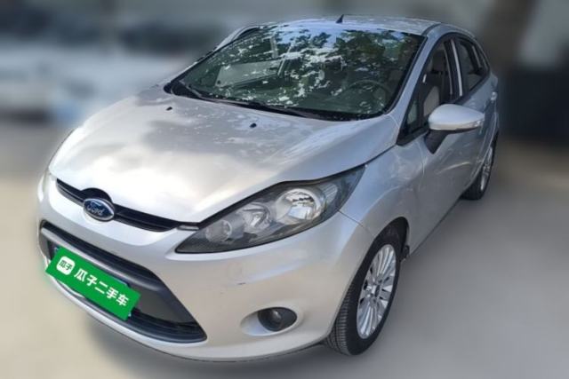 Ojetý Ford Fiesta 2011 Sedan 1.5L Manual Fashion Edition