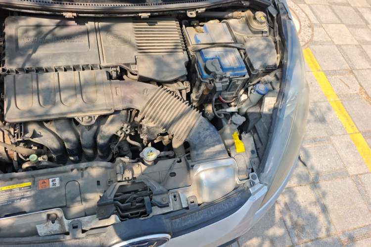 Used Ford Fiesta 2011 Hatchback 1.5L Automatic Fashion Edition Engine Bay Left