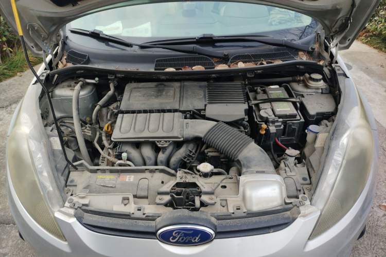 Used Ford Fiesta 2011 Hatchback 1.5L Automatic Fashion Edition Engine Bay