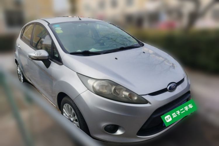 Used Ford Fiesta 2011 Hatchback 1.5L Automatic Fashion Edition Front Right 45 Deg