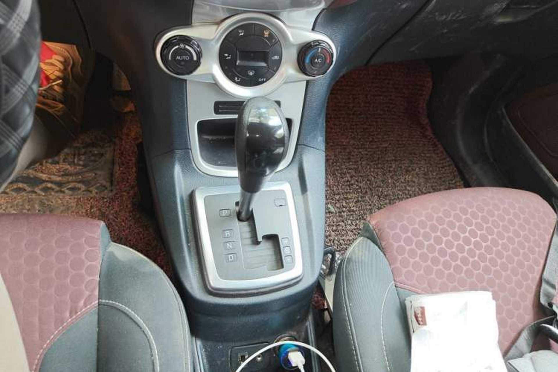Used Ford Fiesta 2011 Hatchback 1.5L Automatic Sport Model Gear Lever