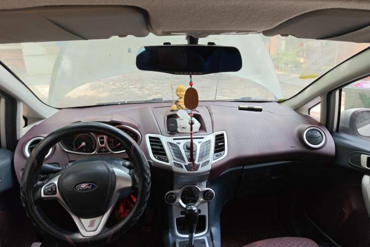 Used Ford Fiesta 2011 Hatchback 1.5L Automatic Sport Model Headliner
