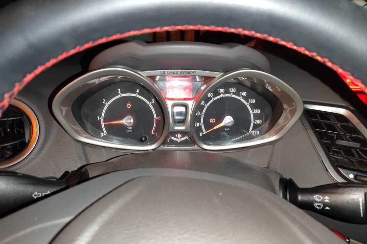 Used Ford Fiesta 2011 Sedan 1.5L Automatic Fashion Edition Instrument Cluster