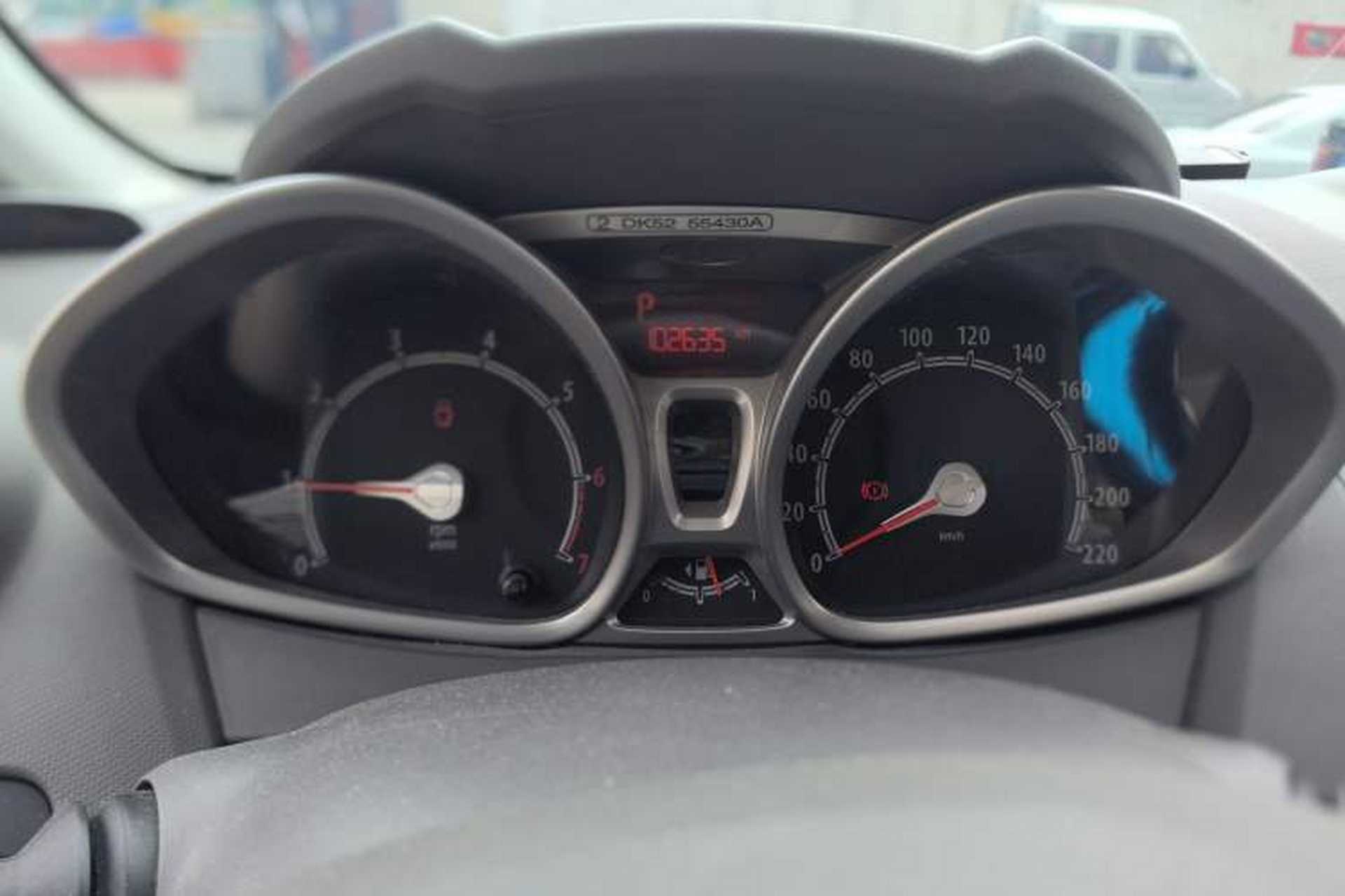 Used Ford Fiesta 2011 Sedan 1.5L Automatic Fashion Edition Instrument Cluster