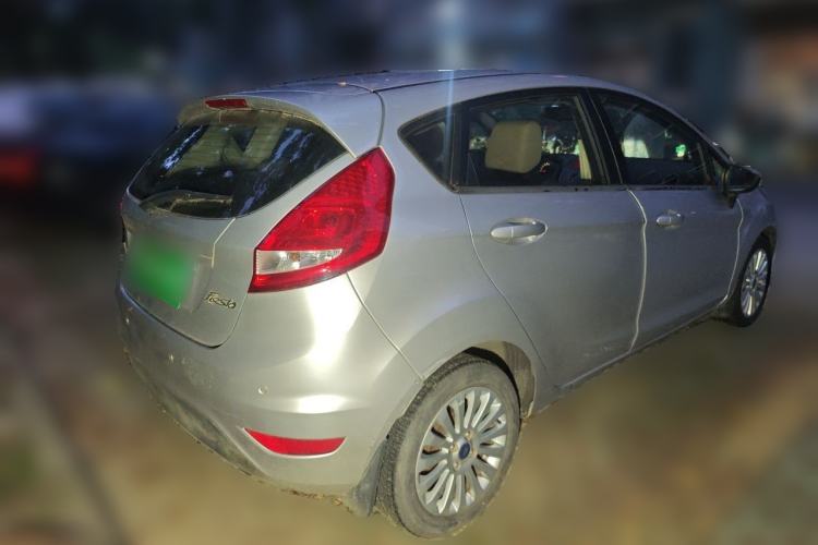 Used Ford Fiesta 2011 Hatchback 1.5L Automatic Fashion Edition Rear Right 45 Deg