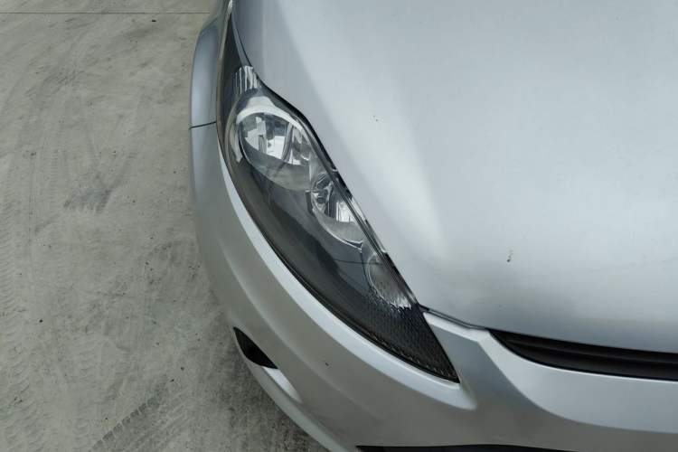 Used Ford Fiesta 2011 Sedan 1.5L Manual Fashion Edition Right Front Headlight