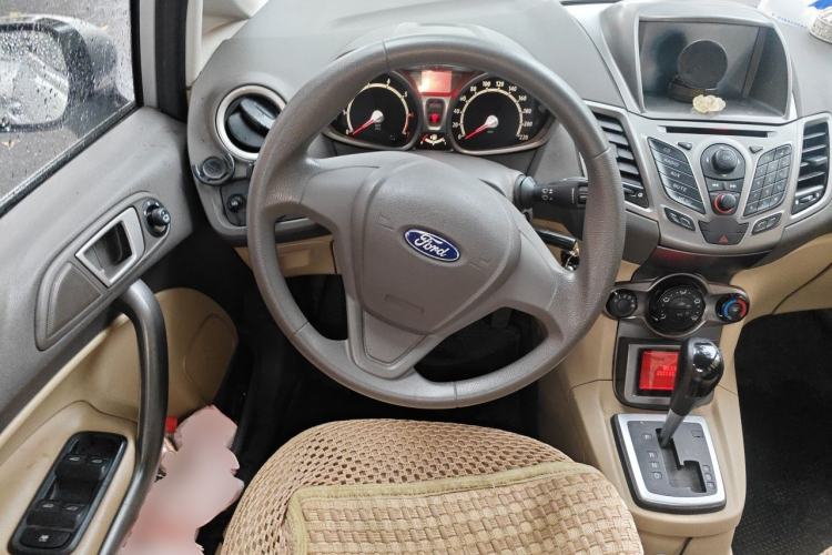 Used Ford Fiesta 2011 Sedan 1.5L Automatic Fashion Edition Steering Wheel