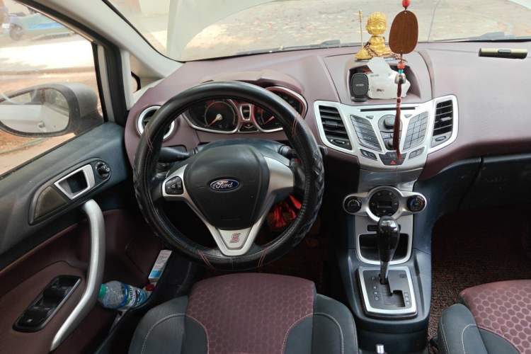Used Ford Fiesta 2011 Hatchback 1.5L Automatic Sport Model Steering Wheel