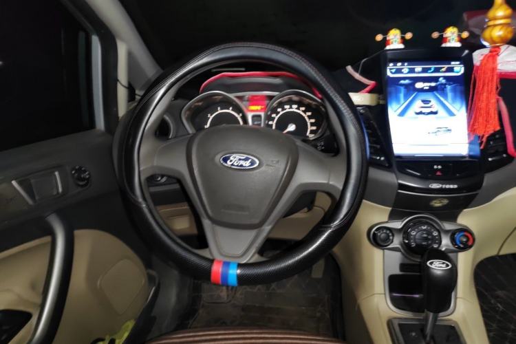 Used Ford Fiesta 2011 Sedan 1.5L Automatic Fashion Edition Steering Wheel