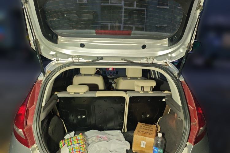 Used Ford Fiesta 2011 Hatchback 1.5L Automatic Fashion Edition Trunk