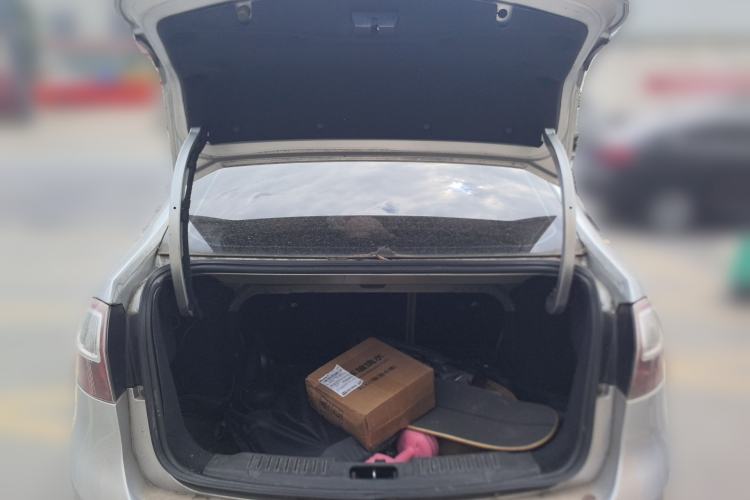 Used Ford Fiesta 2011 Sedan 1.5L Automatic Fashion Edition Trunk