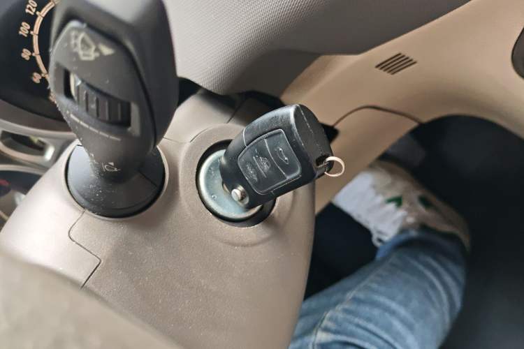 Used Ford Fiesta 2011 Sedan 1.5L Automatic Fashion Edition Vehicle Key