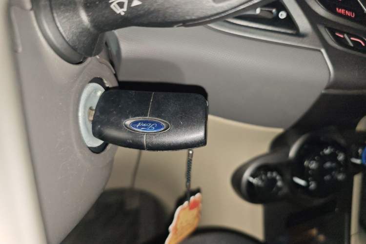 Used Ford Fiesta 2011 Hatchback 1.5L Automatic Fashion Edition Vehicle Key