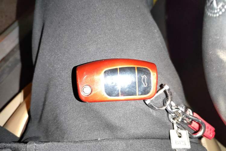 Used Ford Fiesta 2011 Sedan 1.5L Automatic Fashion Edition Vehicle Key