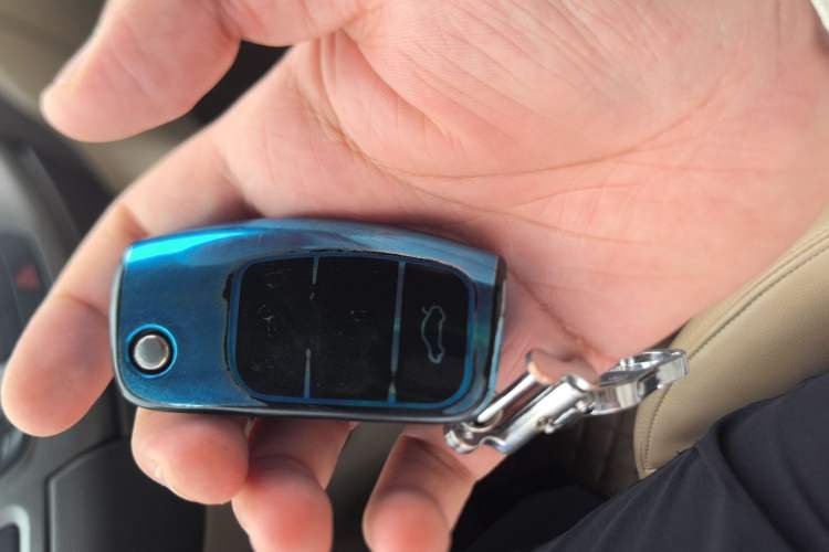 Used Ford Fiesta 2011 Sedan 1.5L Automatic Fashion Edition Vehicle Key