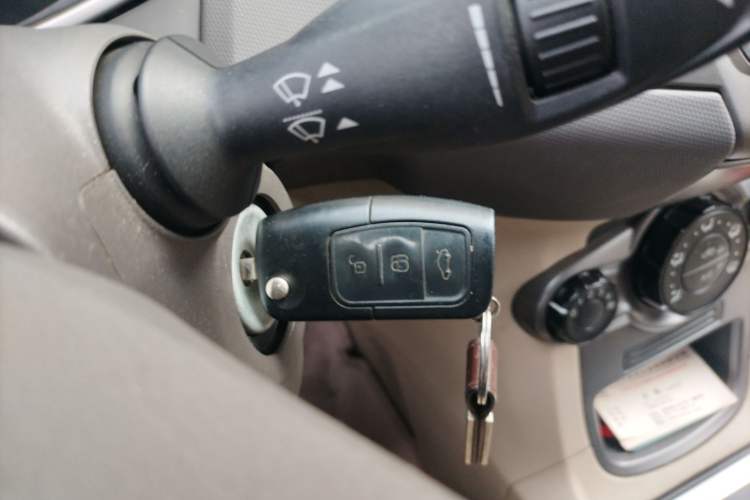 Used Ford Fiesta 2011 Hatchback 1.5L Automatic Fashion Edition Vehicle Key