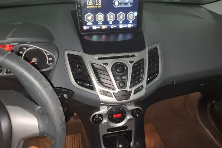 Used Ford Fiesta 2011 Hatchback 1.5L Automatic Sport Model Audio And AC Panel