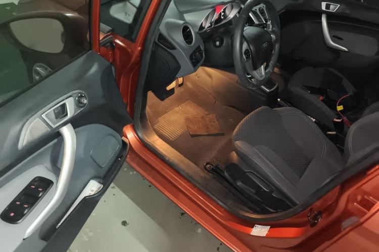Used Ford Fiesta 2011 Hatchback 1.5L Automatic Sport Model Driver Seat