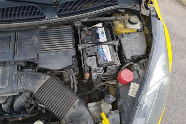 Used Ford Fiesta 2011 Hatchback 1.5L Automatic Sport Model Engine Bay Left