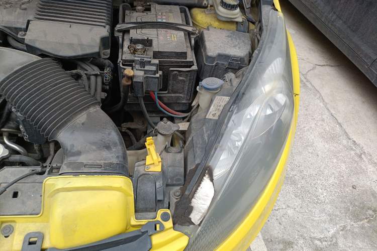 Used Ford Fiesta 2011 Hatchback 1.5L Automatic Sport Model Engine Bay Left