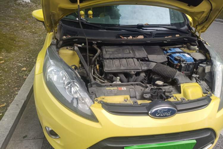 Used Ford Fiesta 2011 Hatchback 1.5L Automatic Sport Model Engine Bay Right