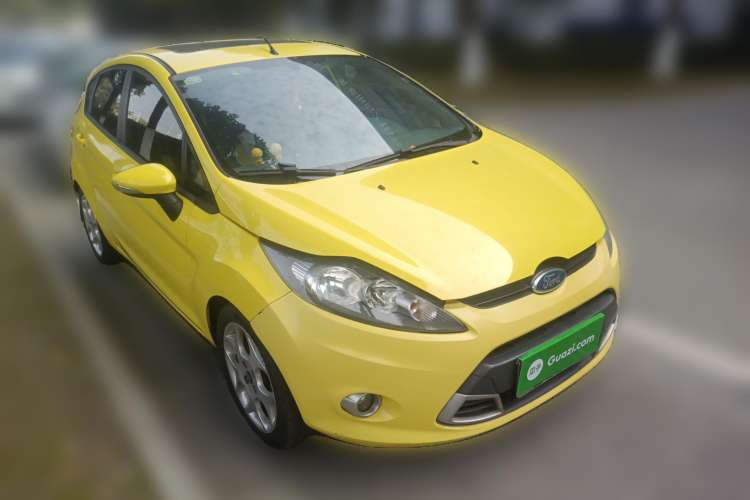 Used Ford Fiesta 2011 Hatchback 1.5L Automatic Sport Model Front Right 45 Deg