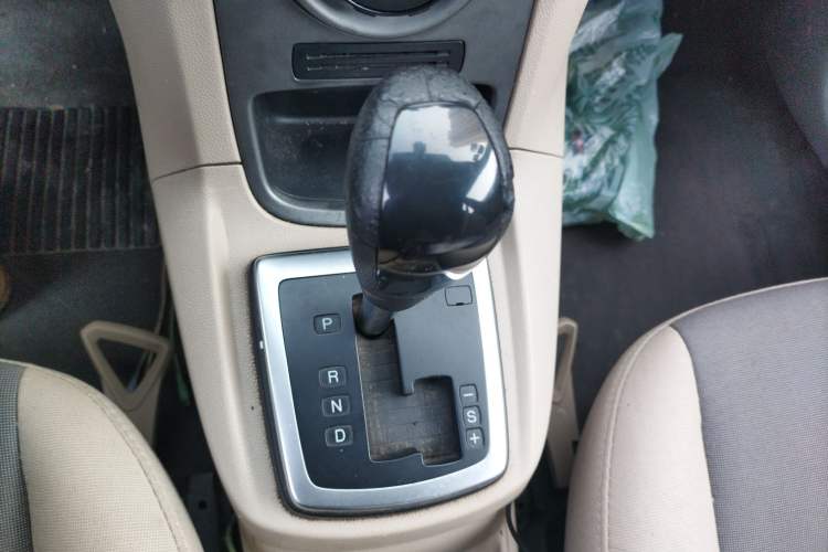 Used Ford Fiesta 2011 Hatchback 1.5L Automatic Fashion Edition Gear Lever